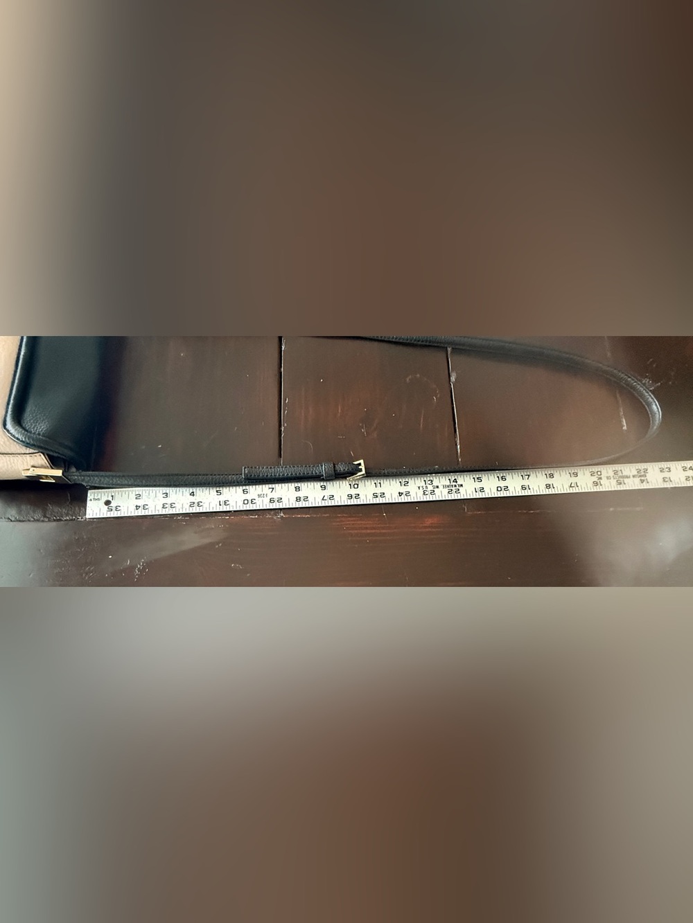 Kate Spade Black & Taupe
Two-Tone Leather cross body
Saddle Bag In EUC - Picture 14 of 14